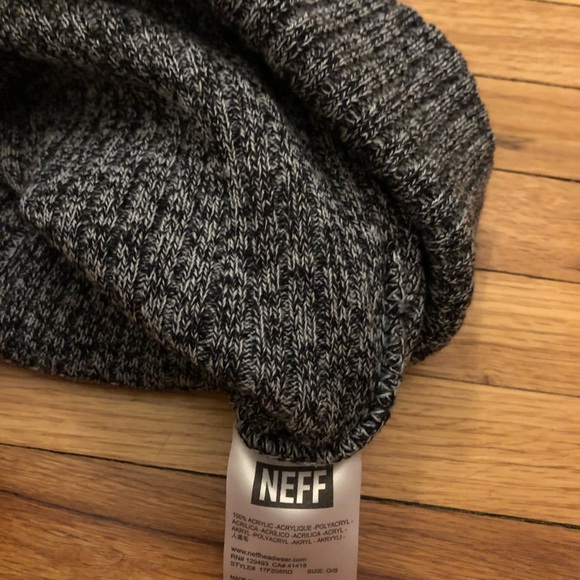 NEFF beanies - Picture 2 of 2